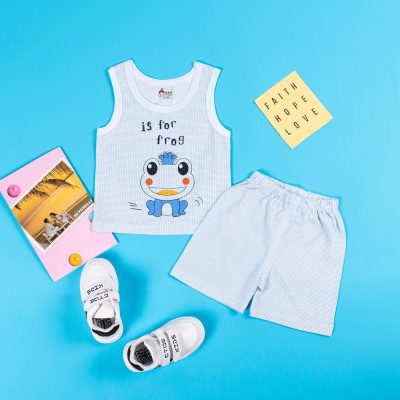 2-Piece Baby Boy Frog Print Sleeveless Top and Graph Check Shorts Set - Light Blue