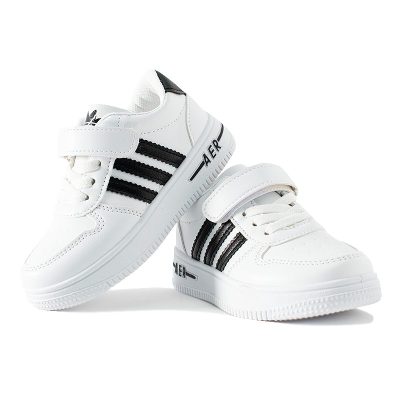 Kids Triple Stripe Print Velcro Closure Solid Sneakers - Black